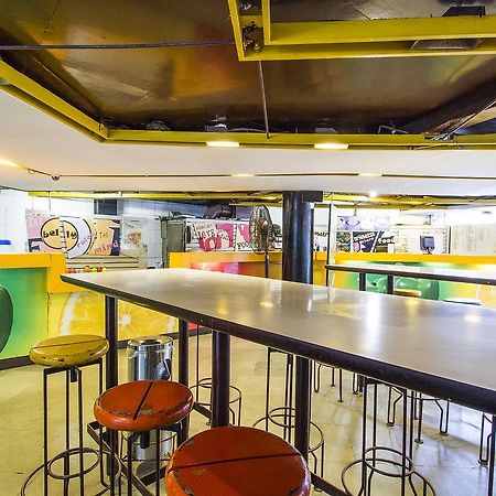 Fabexpress Kalyan - Nr Dairy Dan Circle Hotel Вадодара Екстериор снимка