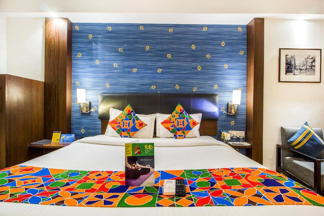 Fabexpress Kalyan - Nr Dairy Dan Circle Hotel Вадодара Екстериор снимка